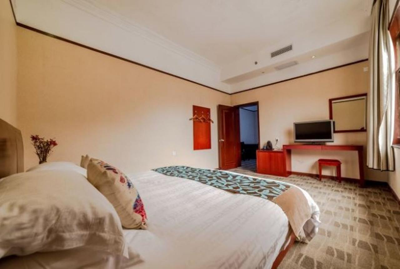 חואנגשאן Dongyue Hotel מראה חיצוני תמונה